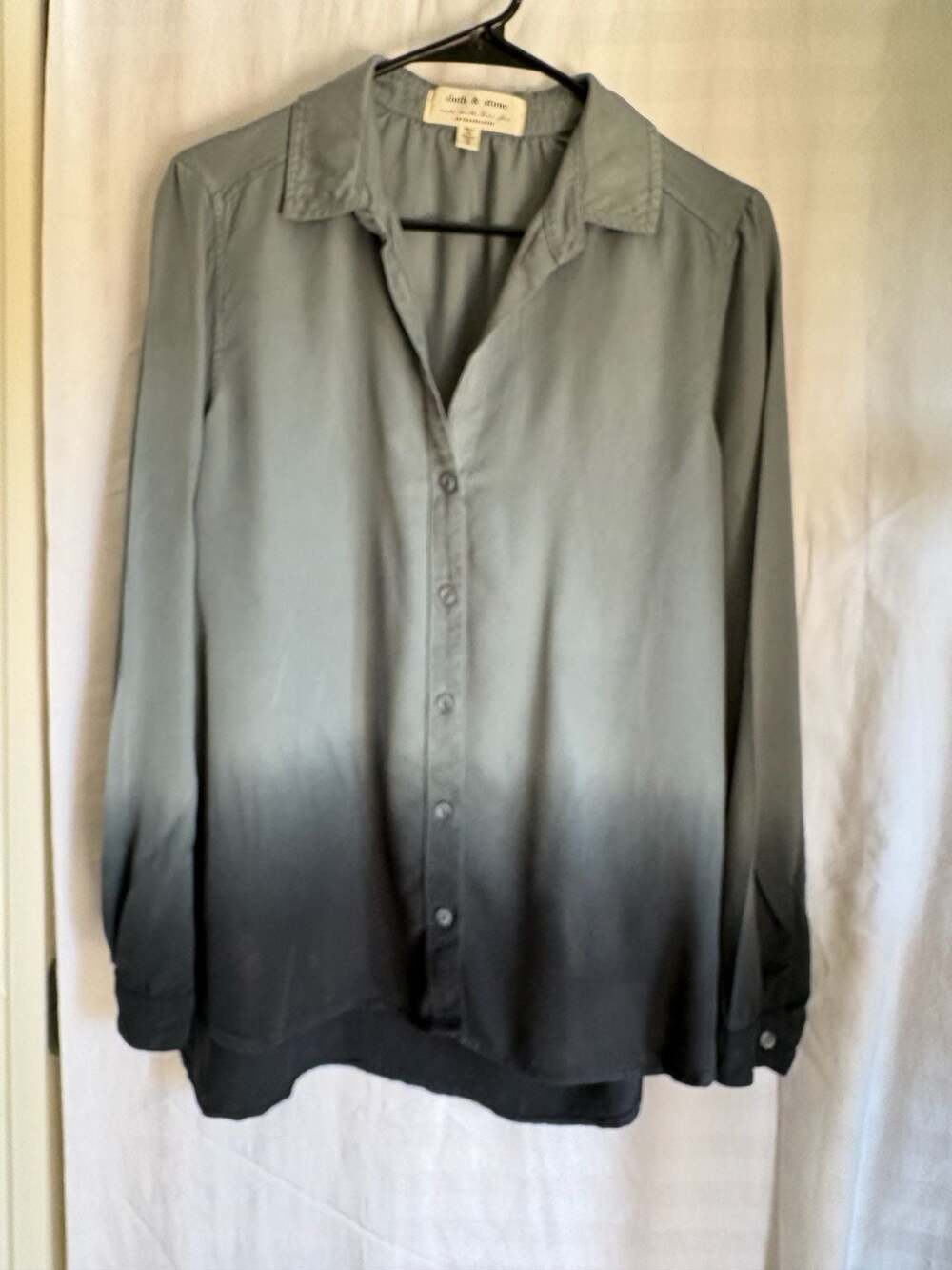 Anthropologie Cloth & Stone button-down  blue/gray color shirt